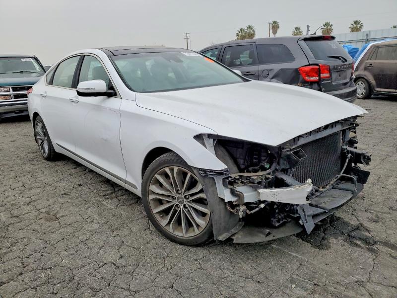 Photo 4 from auction – 2015 HYUNDAI GENESIS with VIN KMHGN4JE6FU083500