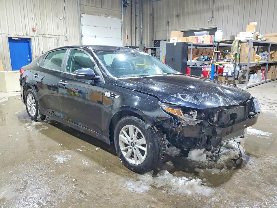 Photo 4 from auction – 2016 KIA OPTIMA with VIN KNAGT4L32G5104289