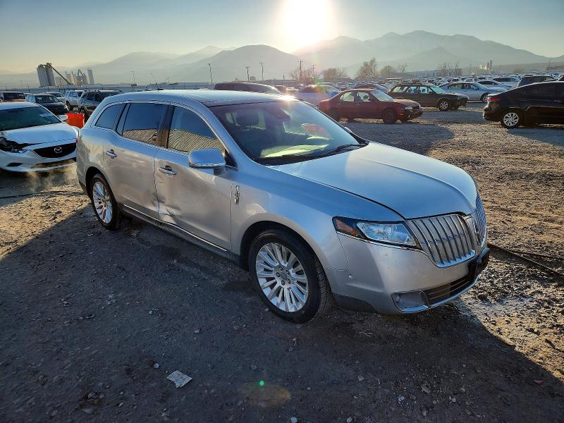 Photo 4 from auction – 2012 LINCOLN MKT with VIN 2LMHJ5AT4CBL54841