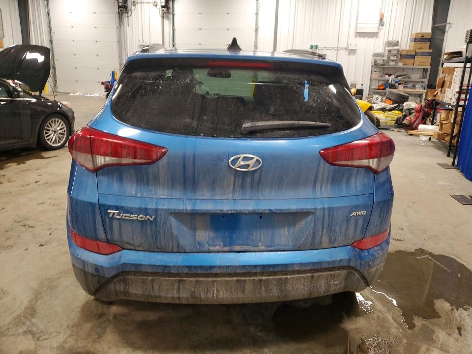 Photo 6 from auction – 2017 HYUNDAI TUCSON with VIN KM8J3CA49HU577169