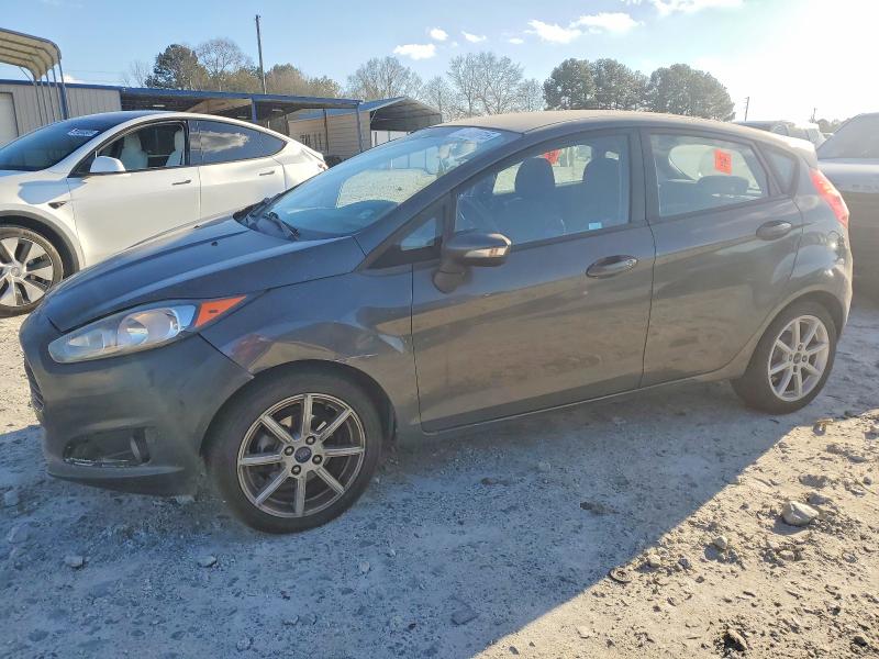 FORD FIESTA SE 2015 with VIN 3FADP4EJ7FM101182 - Photo from auction