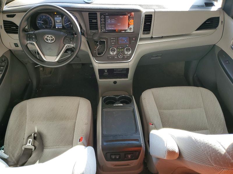Photo 8 from auction – 2018 TOYOTA SIENNA LE with VIN 5TDJZ3DC5JS205246