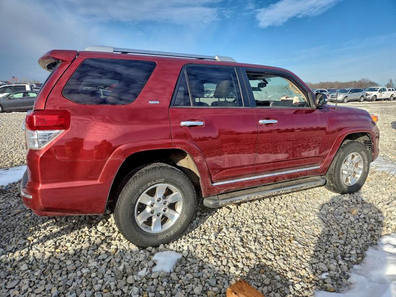 Photo 3 from auction – 2011 TOYOTA 4RUNNER SR with VIN JTEBU5JR4B5042714