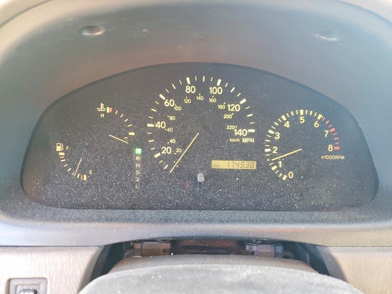 Photo 9 from auction – 2003 LEXUS RX 300 with VIN JTJHF10U030297959