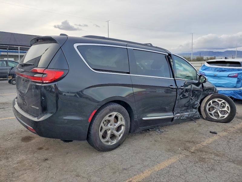 Photo 3 from auction – 2022 CHRYSLER PACIFICA with VIN 2C4RC1GG6NR124763