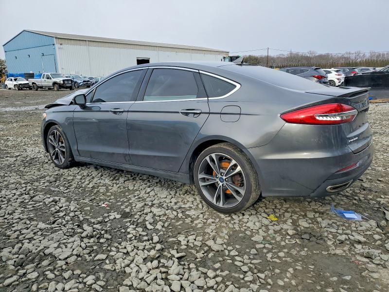 Photo 2 from auction – 2020 FORD FUSION TIT with VIN 3FA6P0D91LR151163