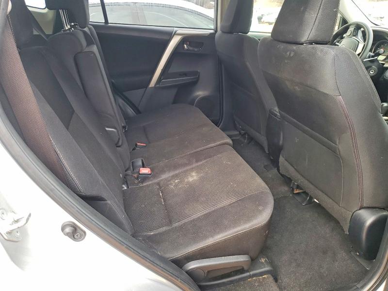 Photo 11 from auction – 2014 TOYOTA RAV4 XLE with VIN JTMWFREV2ED025984