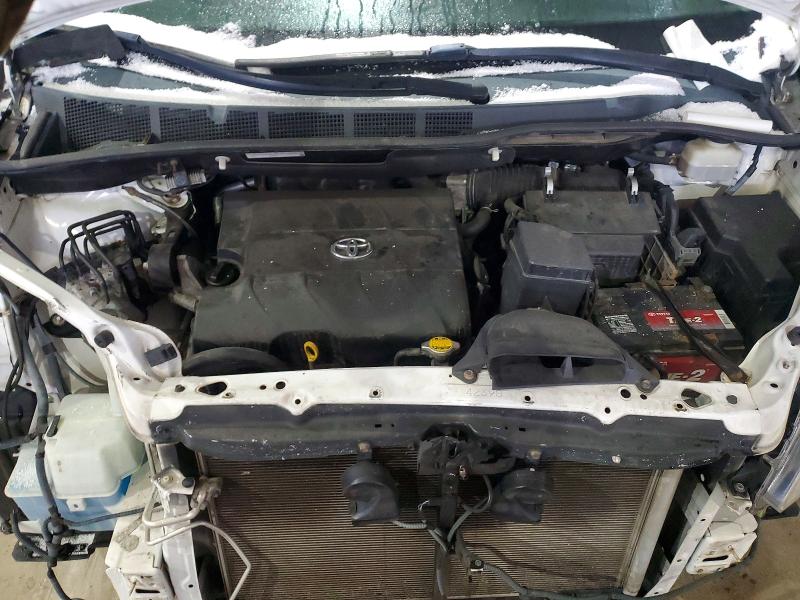 Photo 12 from auction – 2011 TOYOTA SIENNA with VIN 5TDYK3DCXBS045787