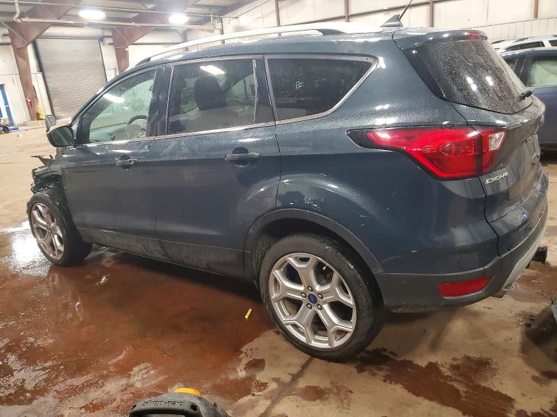 Photo 2 from auction – 2019 FORD ESCAPE TIT with VIN 1FMCU9J93KUC42131