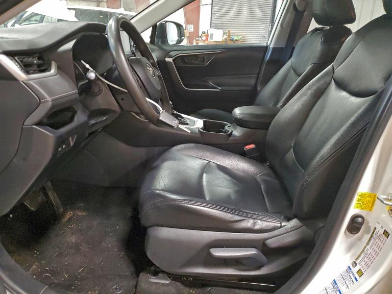 Photo 7 from auction – 2019 TOYOTA RAV4 LE with VIN 2T3G1RFV8KC007944