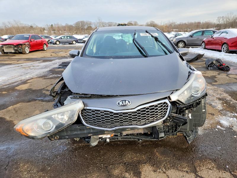 Photo 5 from auction – 2016 KIA FORTE LX with VIN KNAFX4A65G5503811