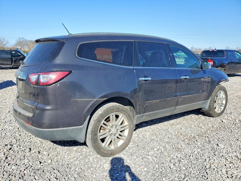 Photo 3 from auction – 2015 CHEVROLET TRAVERSE with VIN 1GNKRGKD1FJ270582