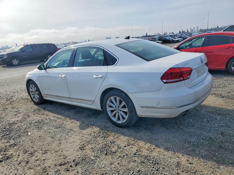 Photo 2 from auction – 2012 VOLKSWAGEN PASSAT SEL with VIN 1VWCP7A39CC087200