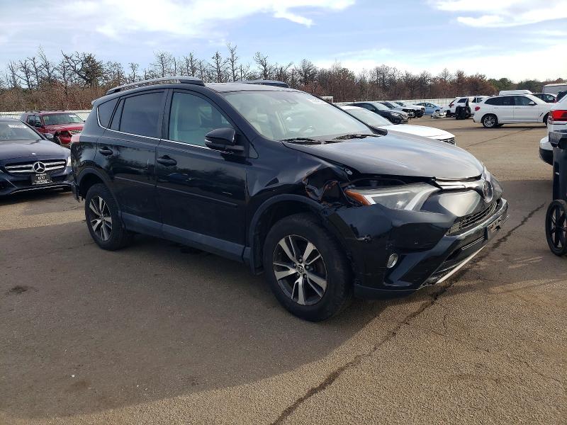 Photo 4 from auction – 2018 TOYOTA RAV4 ADVEN with VIN 2T3RFREV6JW709270