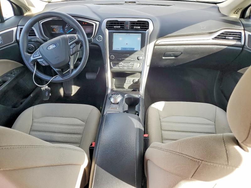 Photo 8 from auction – 2019 FORD FUSION S with VIN 3FA6P0G77KR132013
