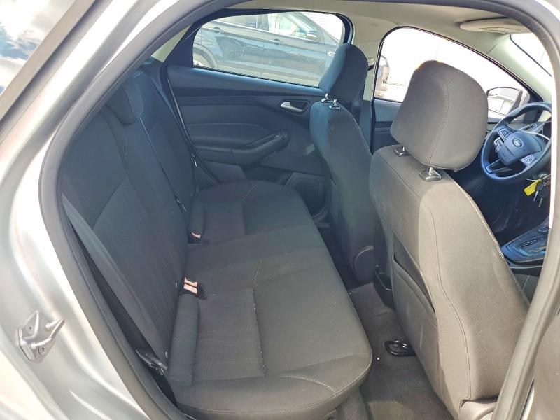 Photo 10 from auction – 2016 FORD FOCUS SE with VIN 1FADP3F22GL235604