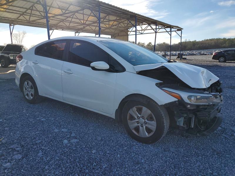 Photo 4 from auction – 2018 KIA FORTE LX with VIN 3KPFK4A71JE270273