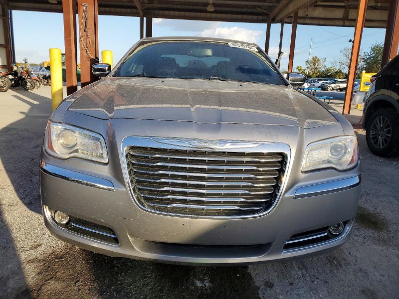 Photo 5 from auction – 2013 CHRYSLER 300C with VIN 2C3CCAET5DH650283
