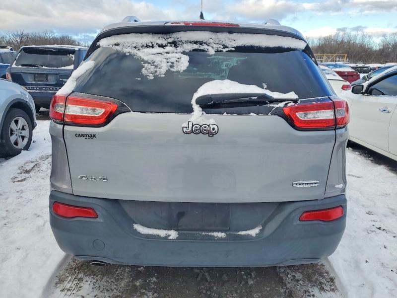 Photo 6 from auction – 2014 JEEP CHEROKEE L with VIN 1C4PJMCB7EW297837