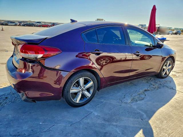 Photo 3 from auction – 2018 KIA FORTE with VIN 3KPFL4A70JE204164