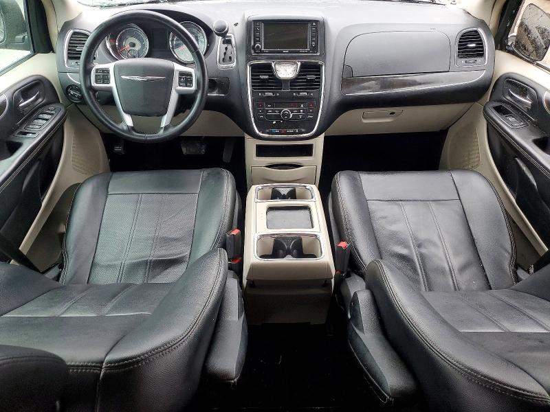 Photo 8 from auction – 2013 CHRYSLER TOWN & COU with VIN 2C4RC1BG6DR657637