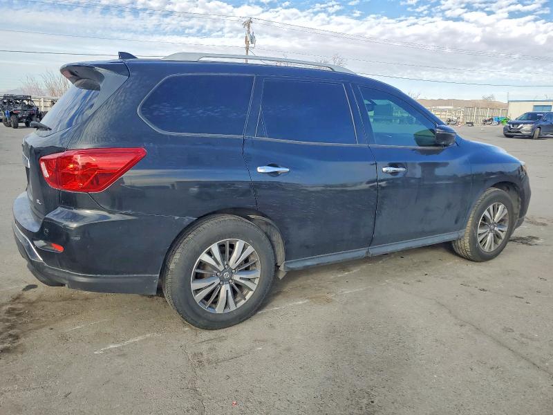 Photo 3 from auction – 2019 NISSAN PATHFINDER with VIN 5N1DR2MN0KC606226