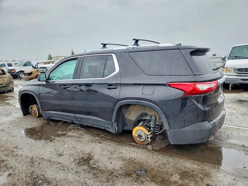 Photo 2 from auction – 2018 CHEVROLET TRAVERSE L with VIN 1GNERFKW3JJ141955