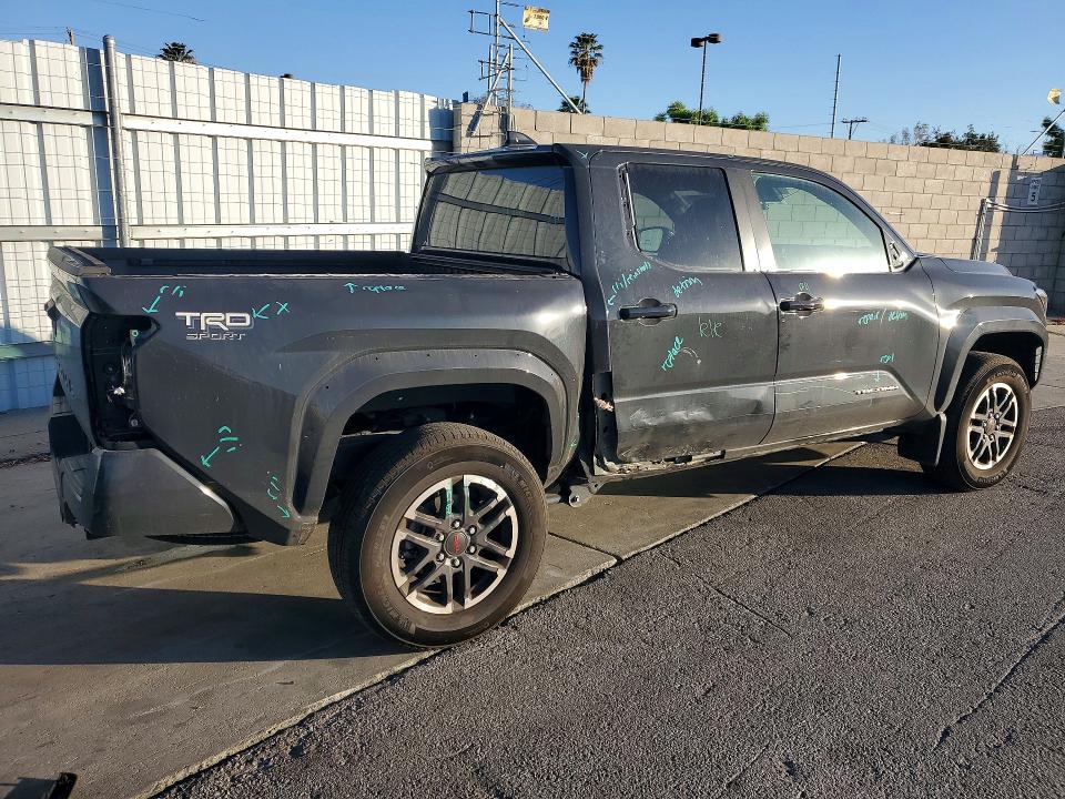 Photo 3 from auction – 2025 TOYOTA TACOMA with VIN 3TMLB5JN1SM137561