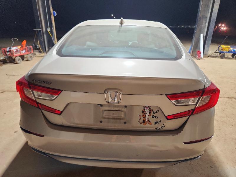 Photo 6 from auction – 2018 HONDA ACCORD LX with VIN 1HGCV1F19JA257675