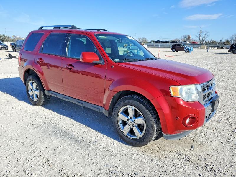 Photo 4 from auction – 2010 FORD ESCAPE with VIN 1FMCU0EG8AKB81583