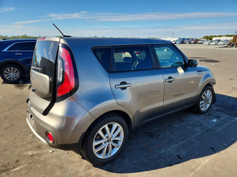 Photo 3 from auction – 2017 KIA SOUL with VIN KNDJP3A57H7484523