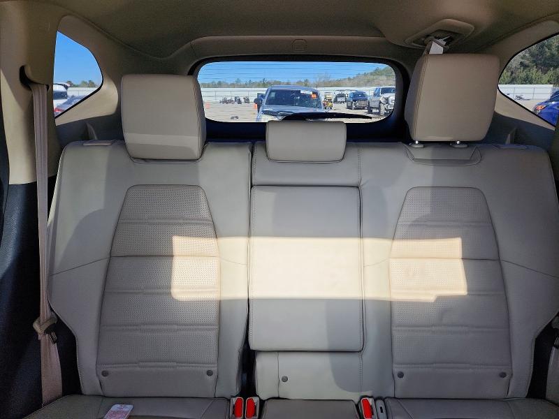 Photo 10 from auction – 2018 HONDA CR-V TOURI with VIN 2HKRW2H96JH627567