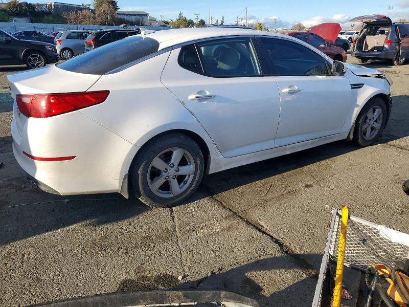 Photo 3 from auction – 2014 KIA OPTIMA LX with VIN KNAGM4A73E5520156