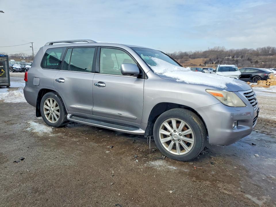 Photo 4 from auction – 2008 LEXUS LX 570 with VIN JTJHY00W084004583