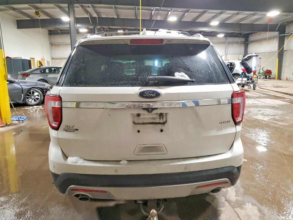 Photo 6 from auction – 2016 FORD EXPLORER X with VIN 1FM5K8D88GGC97837