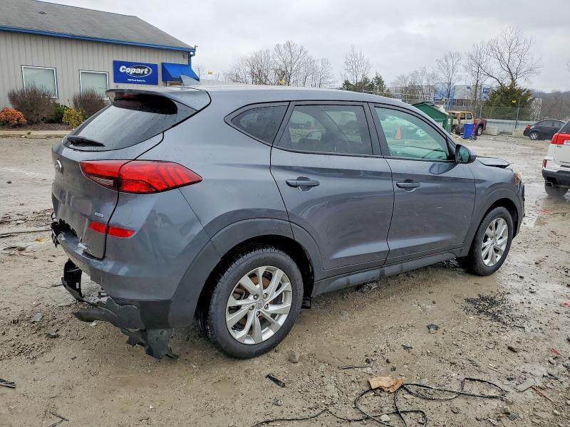 Photo 3 from auction – 2019 HYUNDAI TUCSON SE with VIN KM8J2CA41KU882479
