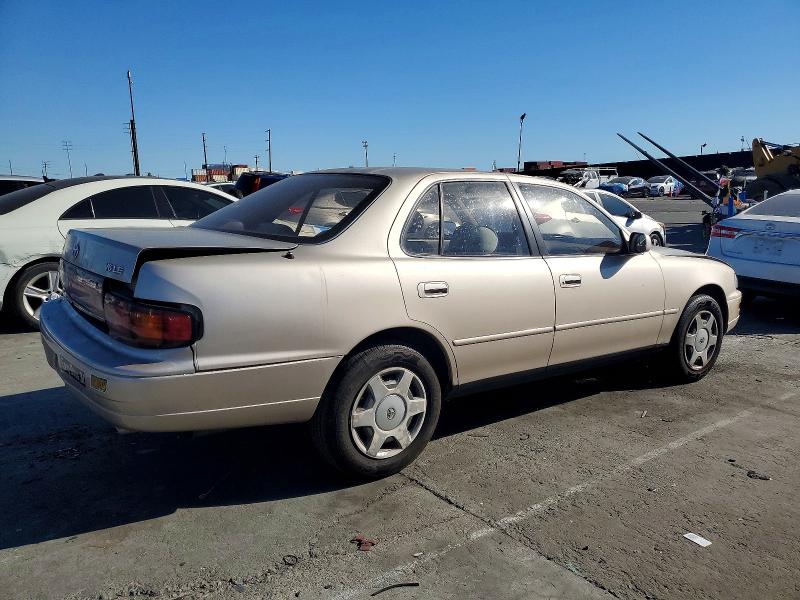Photo 3 from auction – 1993 TOYOTA CAMRY LE with VIN JT2VK12E2P0228180