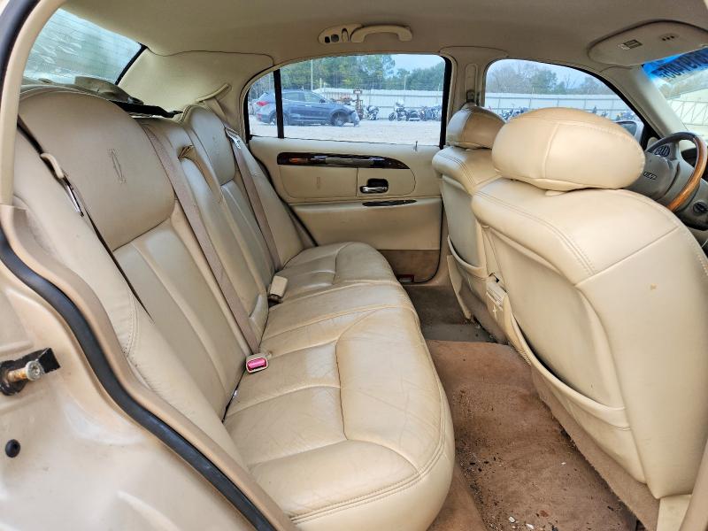 Photo 10 from auction – 2000 LINCOLN TOWN CAR with VIN 1LNHM83W2YY839324