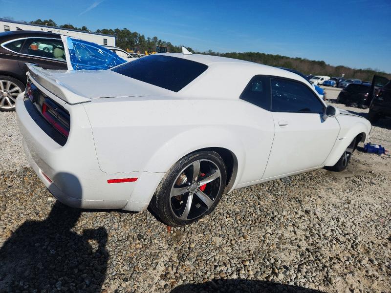 Photo 3 from auction – 2016 DODGE CHALLENGER with VIN 2C3CDZBT0GH213599