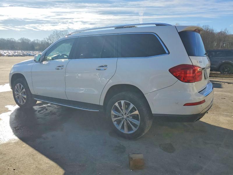Photo 2 from auction – 2015 MERCEDES-BENZ GL with VIN 4JGDF6EE4FA529988