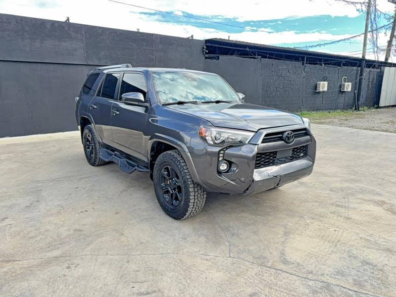 TOYOTA 4RUNNER SR 2021 with VIN JTEMU5JR6M5902253 - Photo from auction