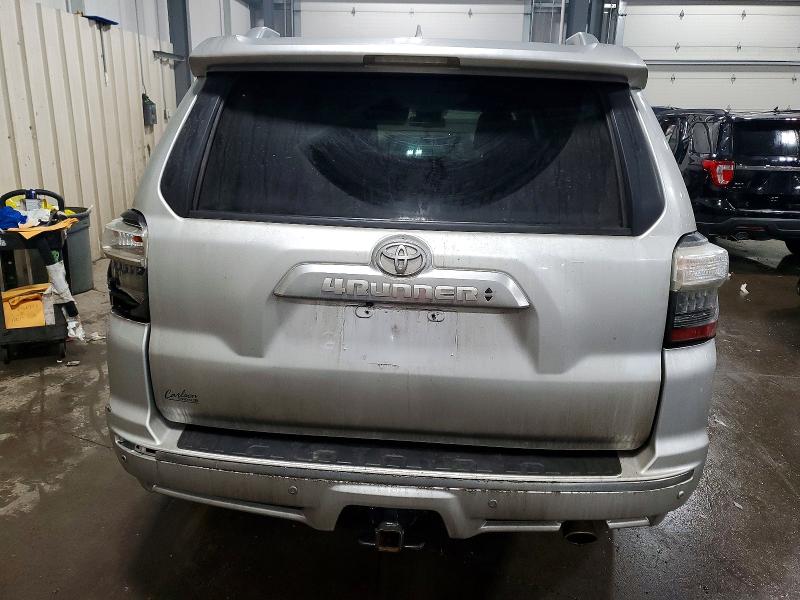 Photo 6 from auction – 2015 TOYOTA 4RUNNER SR with VIN JTEBU5JRXF5232300