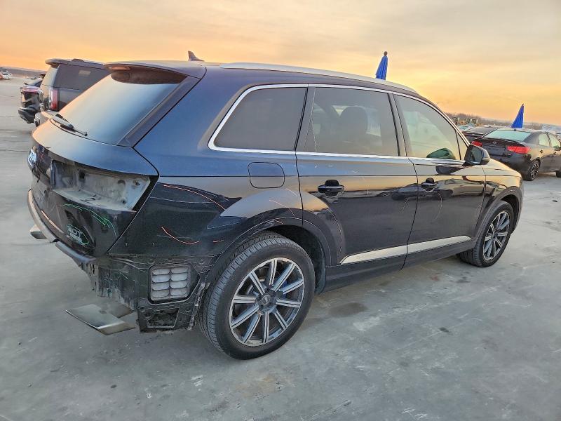 Photo 3 from auction – 2017 AUDI Q7 with VIN WA1LAAF70HD020249