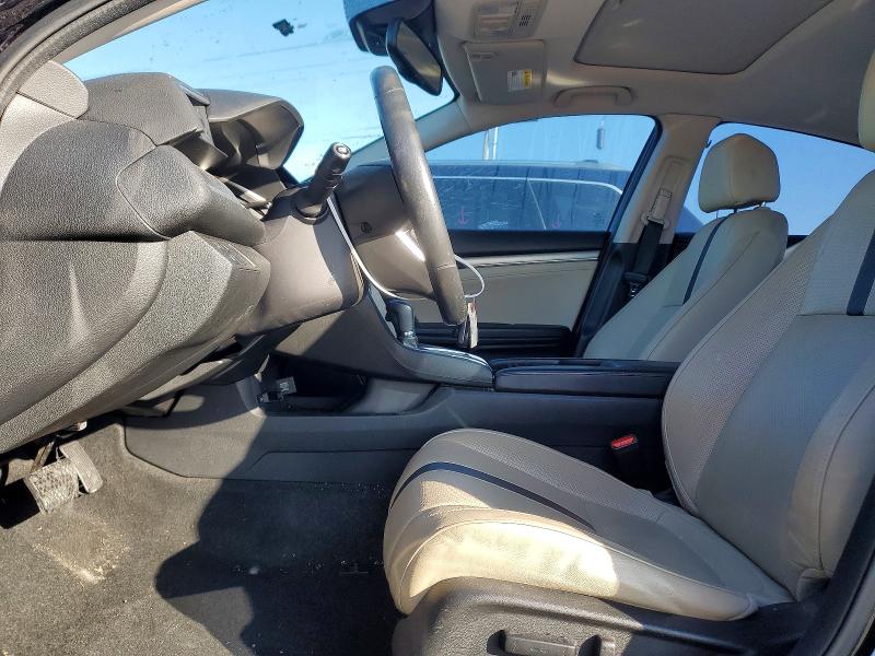 Photo 7 from auction – 2016 HONDA CIVIC TOUR with VIN 19XFC1F94GE010495
