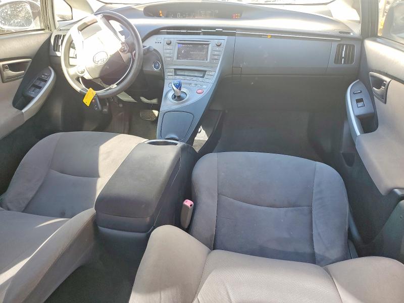 Photo 8 from auction – 2013 TOYOTA PRIUS with VIN JTDKN3DU9D5694754