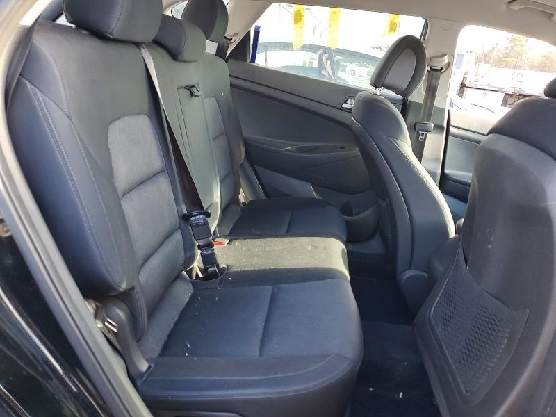 Photo 11 from auction – 2016 HYUNDAI TUCSON SE with VIN KM8J23A43GU084251