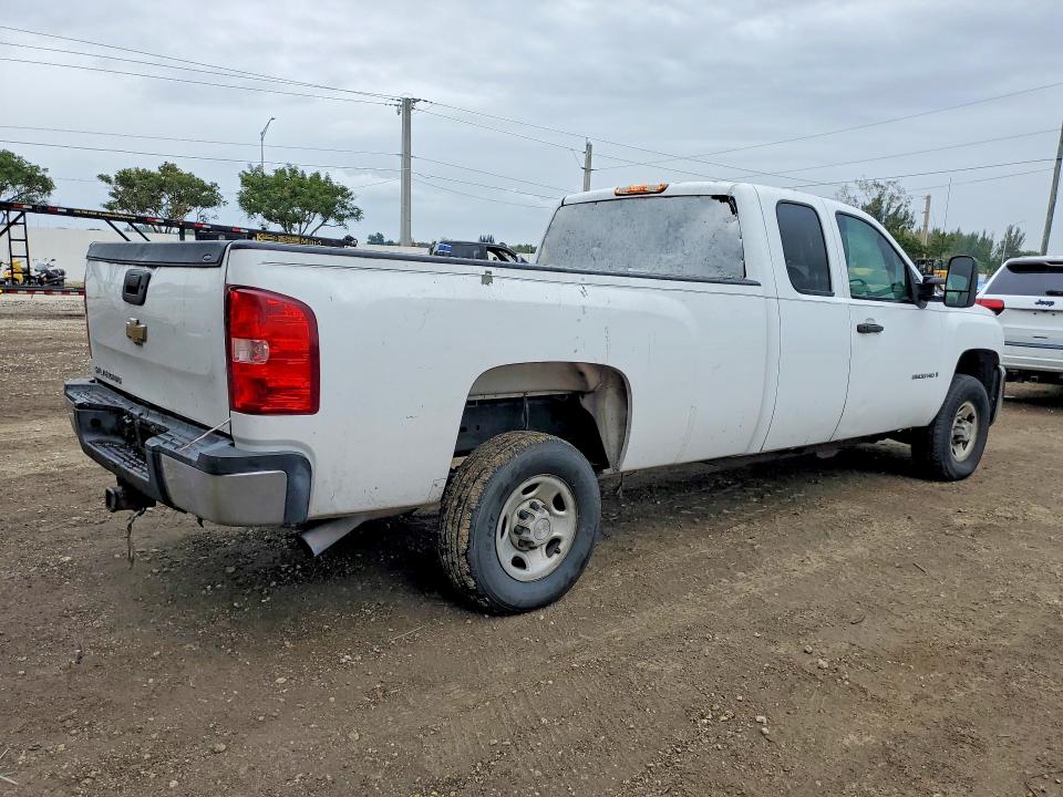 Photo 3 from auction – 2009 CHEVROLET SILVERADO with VIN 1GCHC49K99E128050