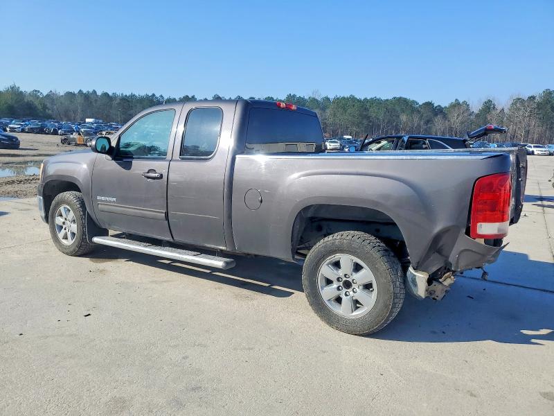 Фото 2 с аукциона – 2010 GMC SIERRA C15 с VIN 1GTSCWE06AZ195790