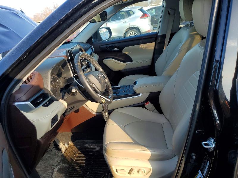 Photo 7 from auction – 2020 TOYOTA HIGHLANDER with VIN 5TDHZRBH4LS029003