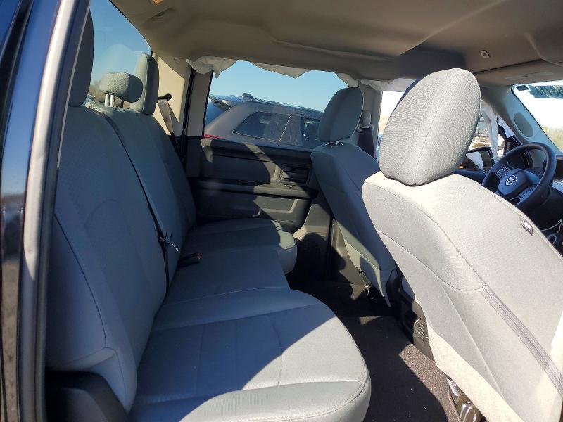Photo 10 from auction – 2018 RAM 1500 with VIN 3C6RR6KG9JG248763